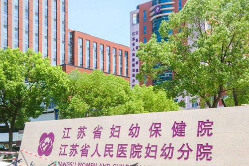 做供卵试管婴儿的主要人群是谁？